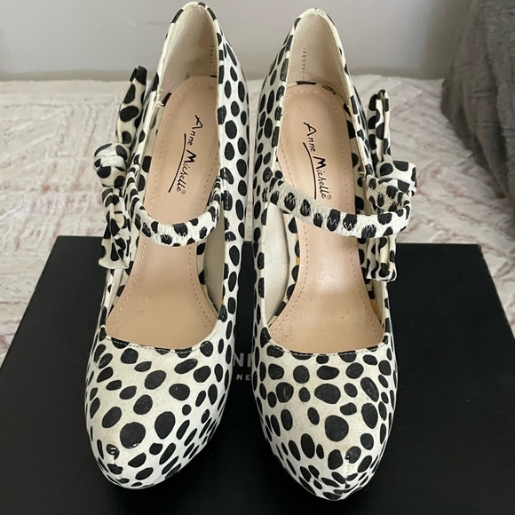 Anne Michelle Shoes - Black and white polkadot heels size 7 1/2